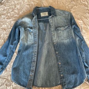 Abercrombie & Fitch denim button shirt